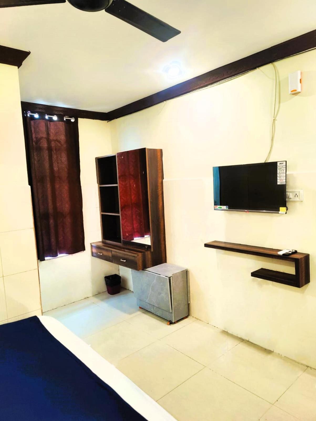 The Livin Residency Hotell Visakhapatnam Exteriör bild