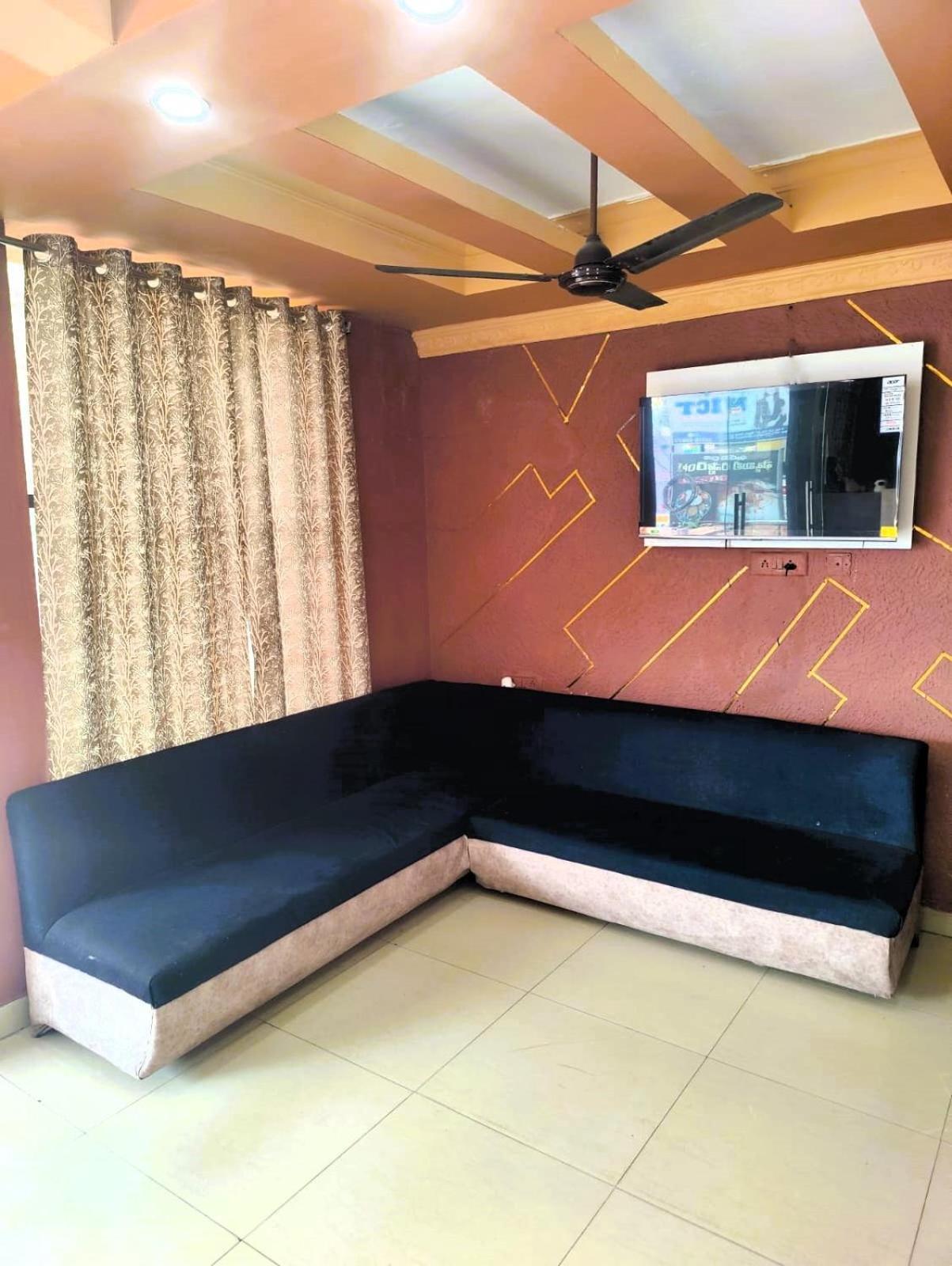 The Livin Residency Hotell Visakhapatnam Exteriör bild