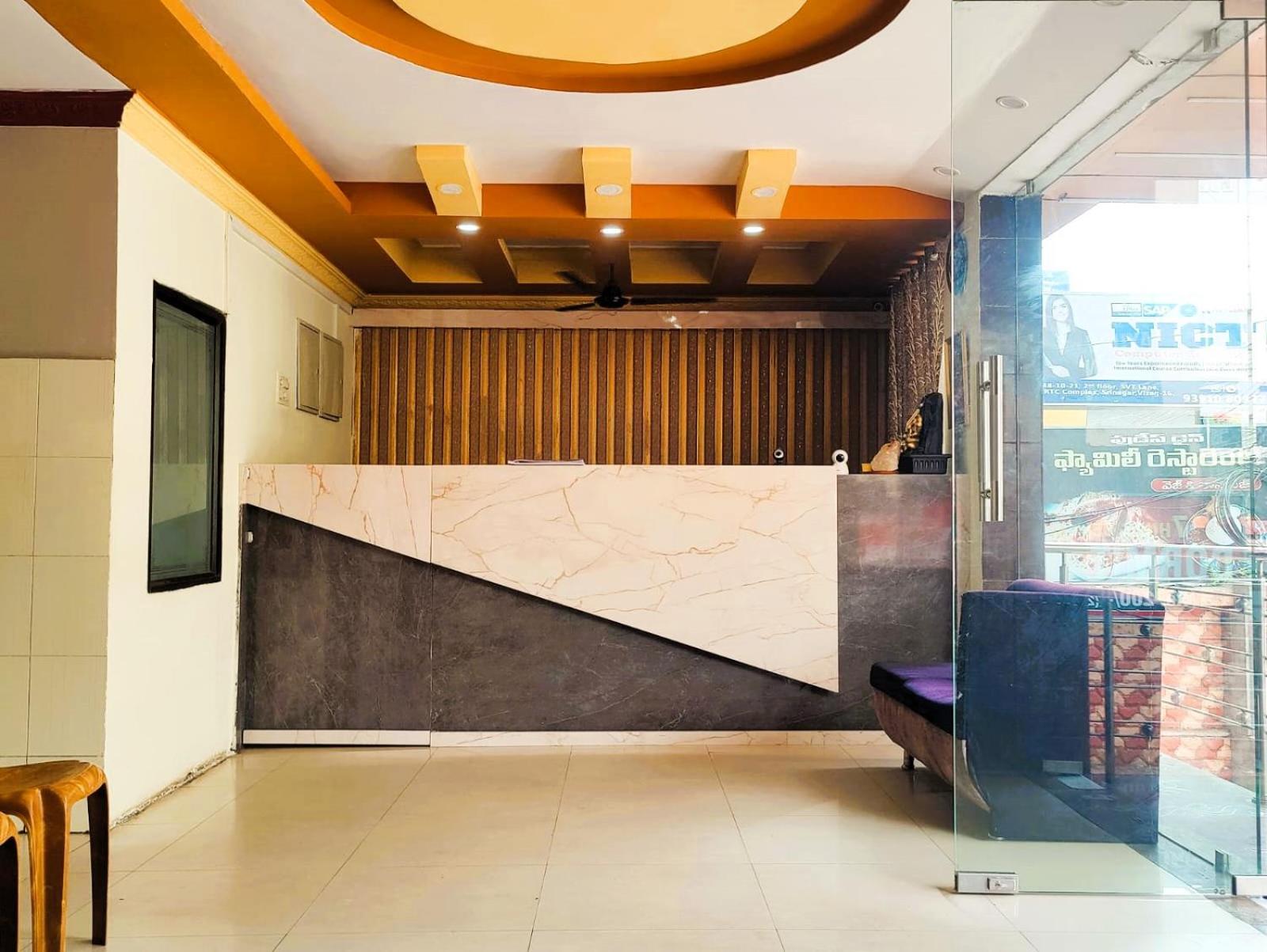 The Livin Residency Hotell Visakhapatnam Exteriör bild